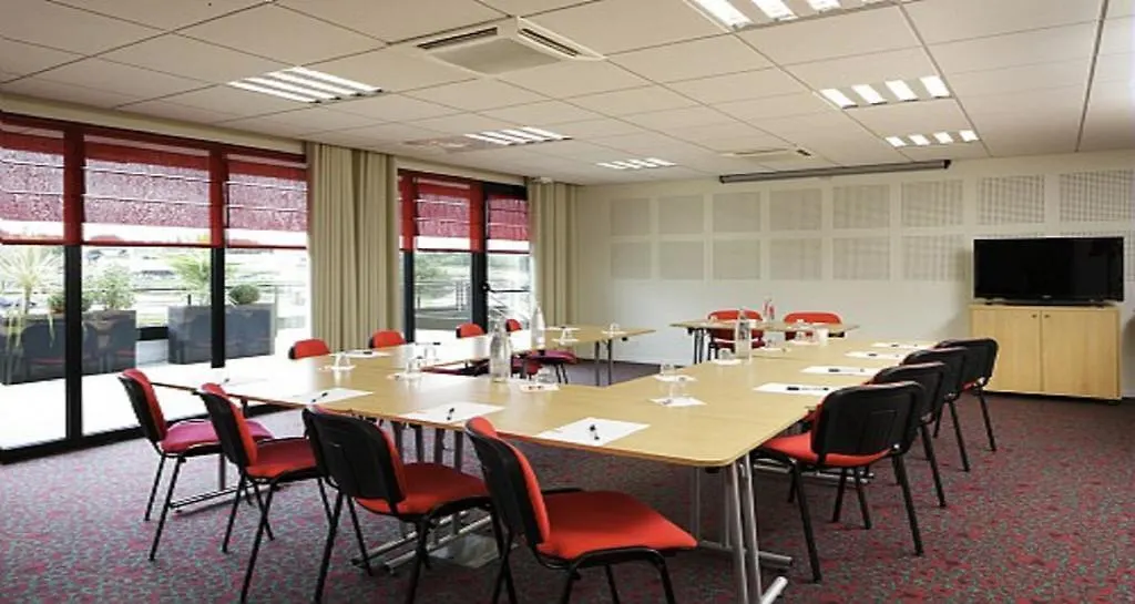 ***  Hotel Ibis Guingamp Coeur De Bretagne Ploumagoar Frankreich